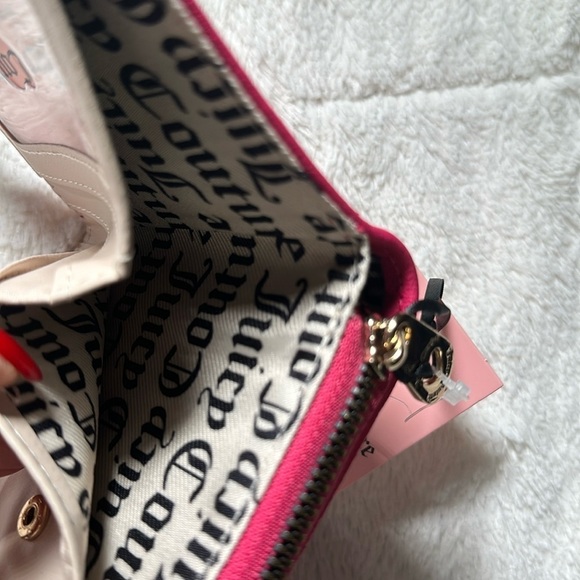 Juicy Couture Hot Pink Flash Love Mode Faux Leather Small Zip Around Wallet NEW - Picture 6 of 11